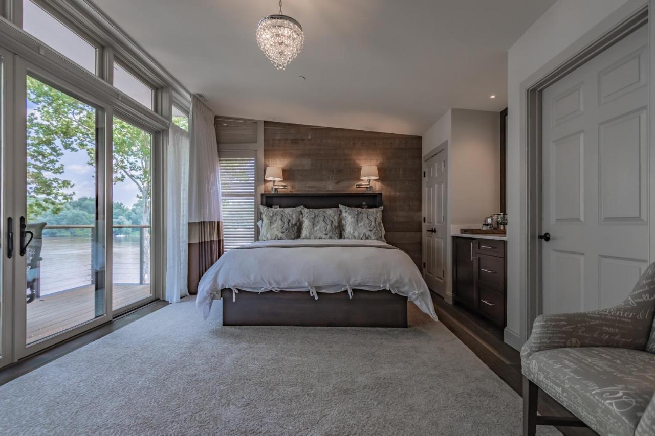Carriage House Estalagem 2*