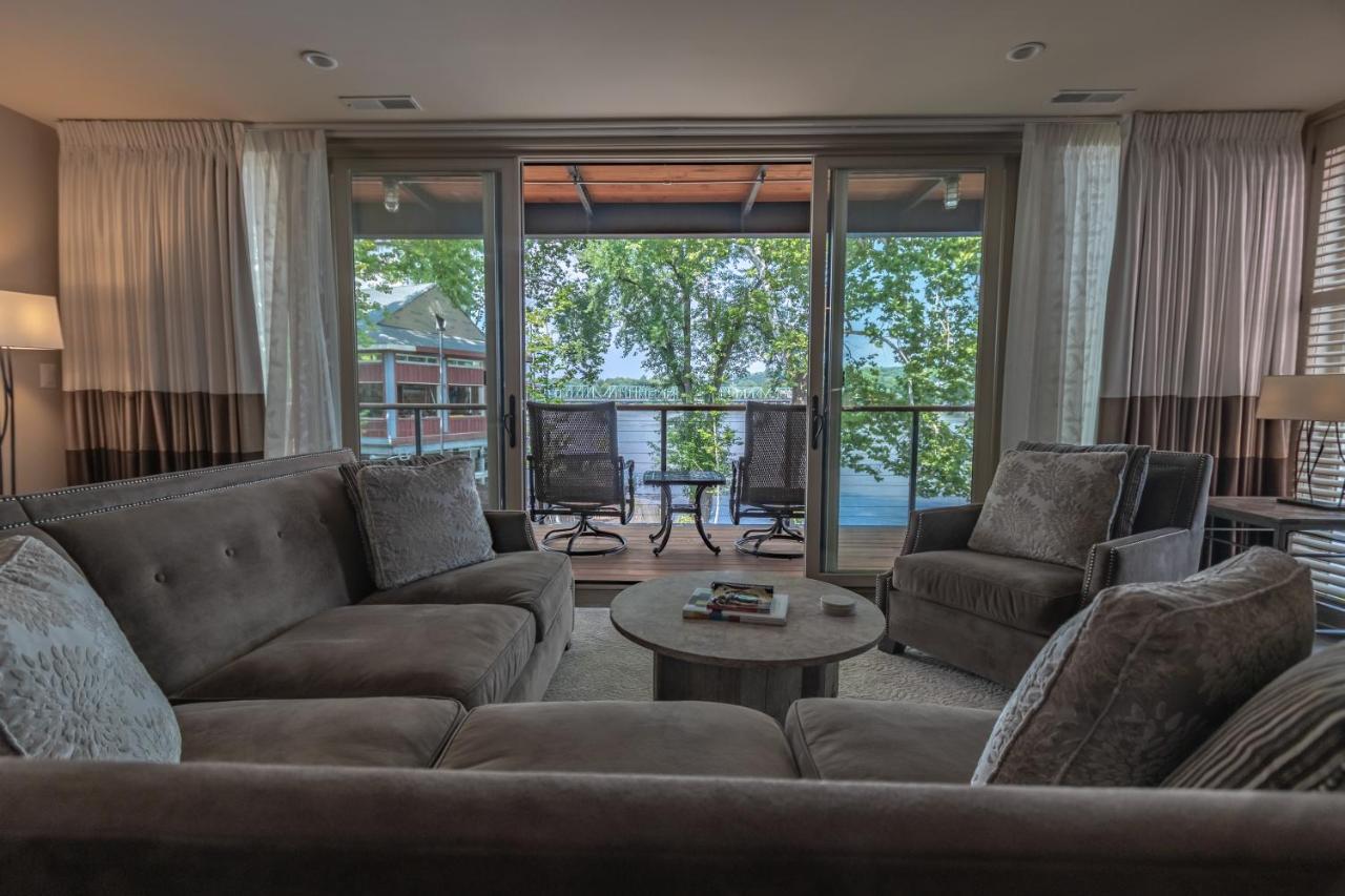 Inn Carriage House