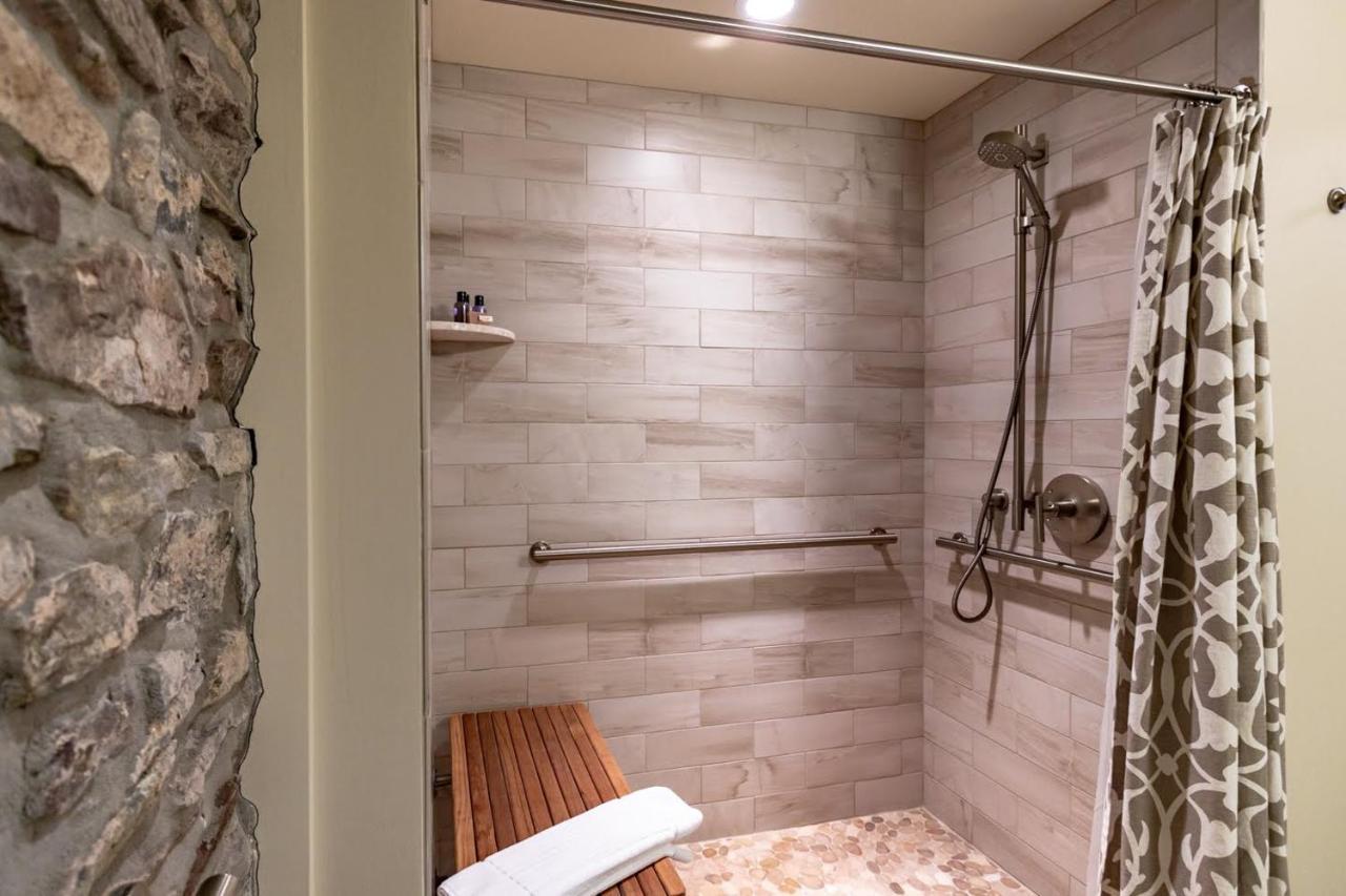 Carriage House 2* New Hope